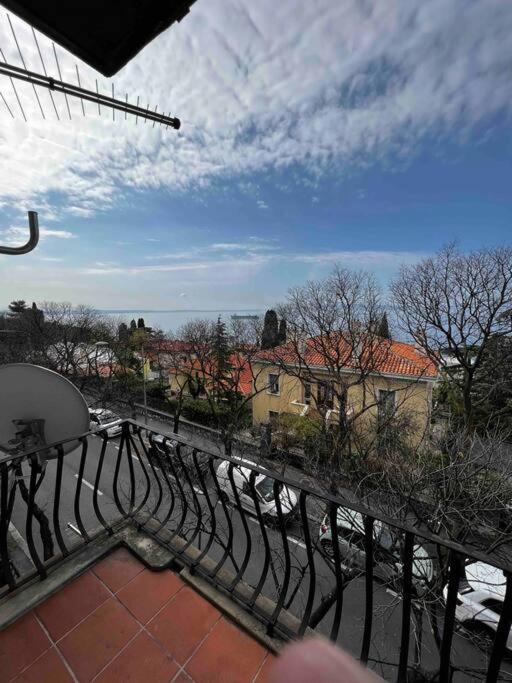 Apartment Alessio - Sea View Rijeka Exterior photo